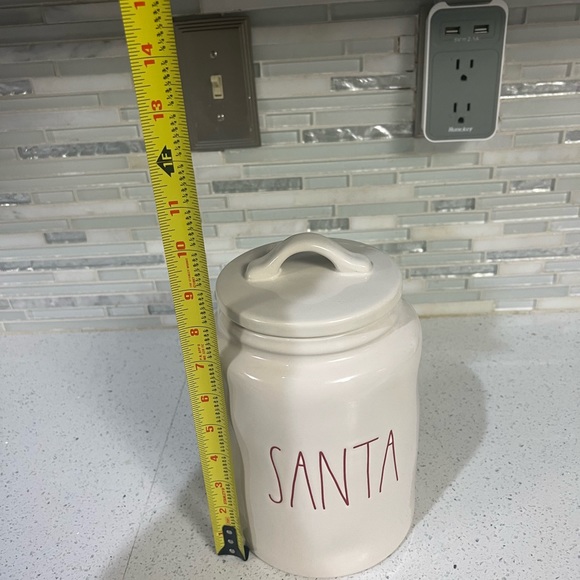 Large Rae Dunn Christmas canister - Picture 5 of 5